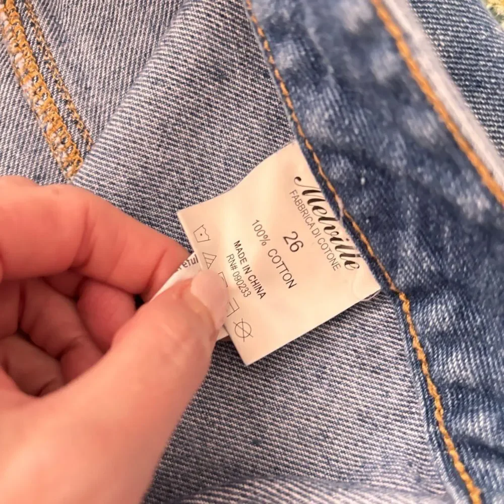 BRANDY MELVILLE DENIM MINI SKIRT BUTTON DOWN SIZE 26 100% COTTON BLUE